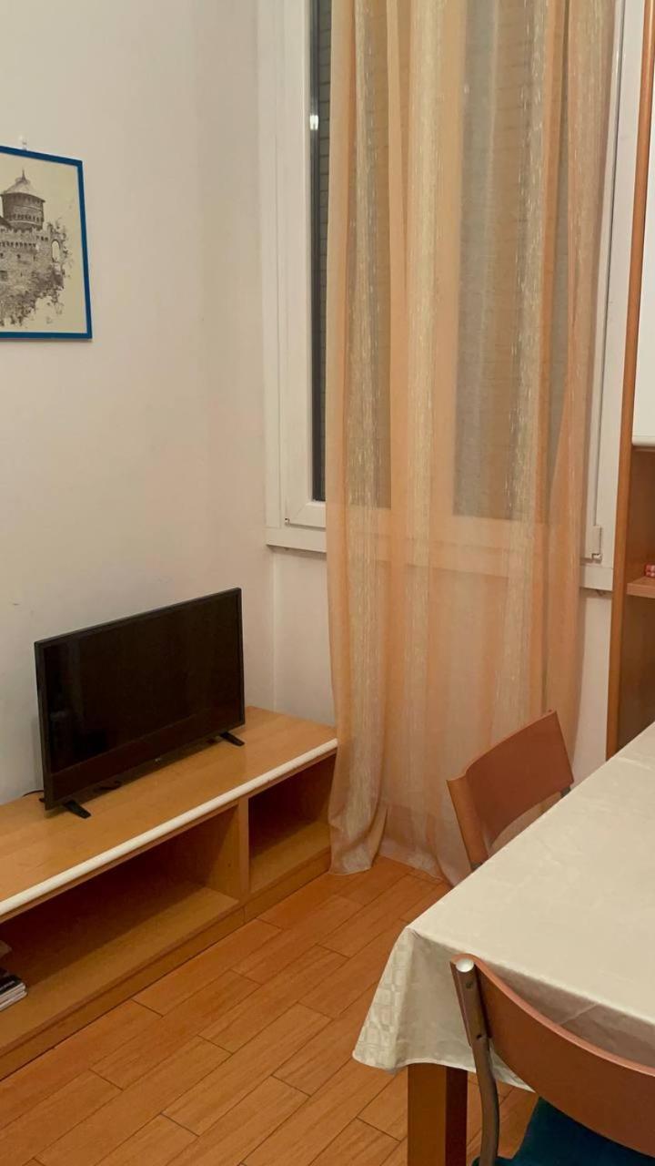 Metro Lanza Palace Appart hôtel